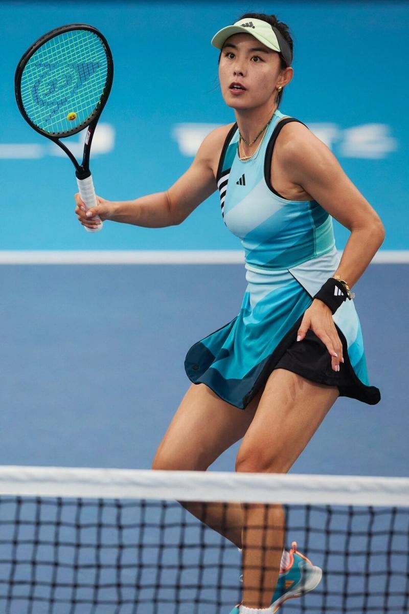 官方网站-莎拉波娃在塞尔维亚队比赛中晋级下一阶段，锐不可当引发热议！再创辉煌时刻-官方网站