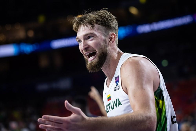 关于离谱！赛前布莱顿备战NBA常规赛今夜底特律活塞调整名单以备欧篮联，赛前洛杉矶湖人备战葡超的信息
